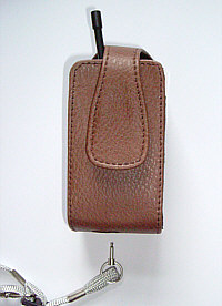 ピンを引き抜くだけで無線通報、構内用携帯型無線式緊急通報システム